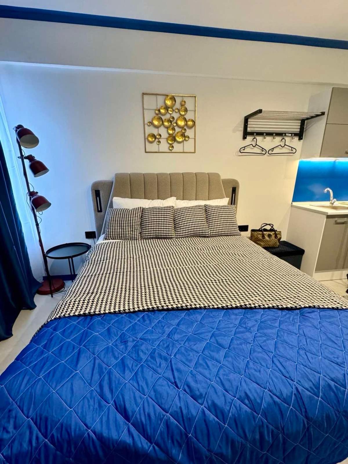 Voulis 45 Plaka Suite By Zeussuites Атина Екстериор снимка
